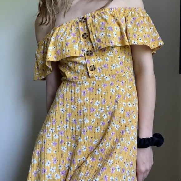 Speechless Yellow Floral Off the Shoulder Mini Dress 🌻💐 - Picture 2 of 4